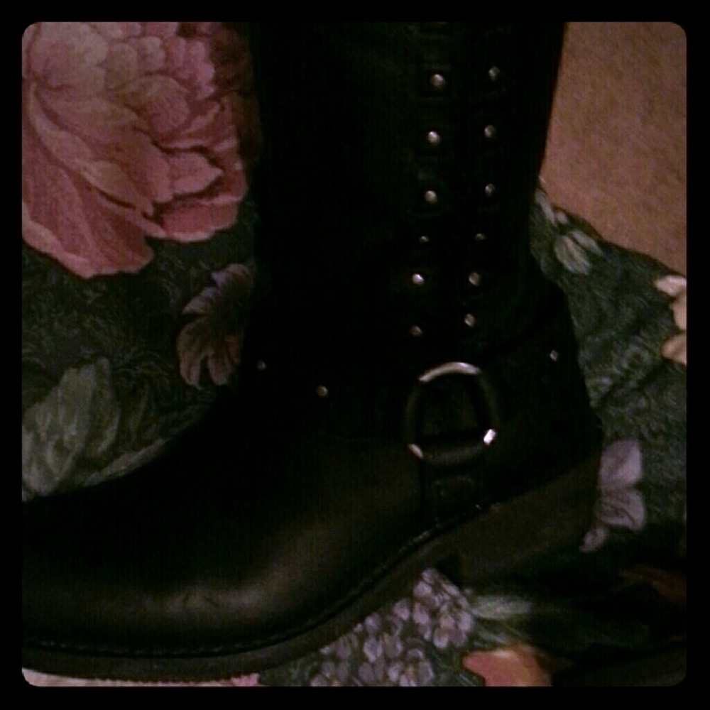 That are very stylish woman boot that you can wher